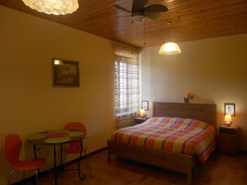 I Vigneti Bed & Breakfast Salionze Cameră foto