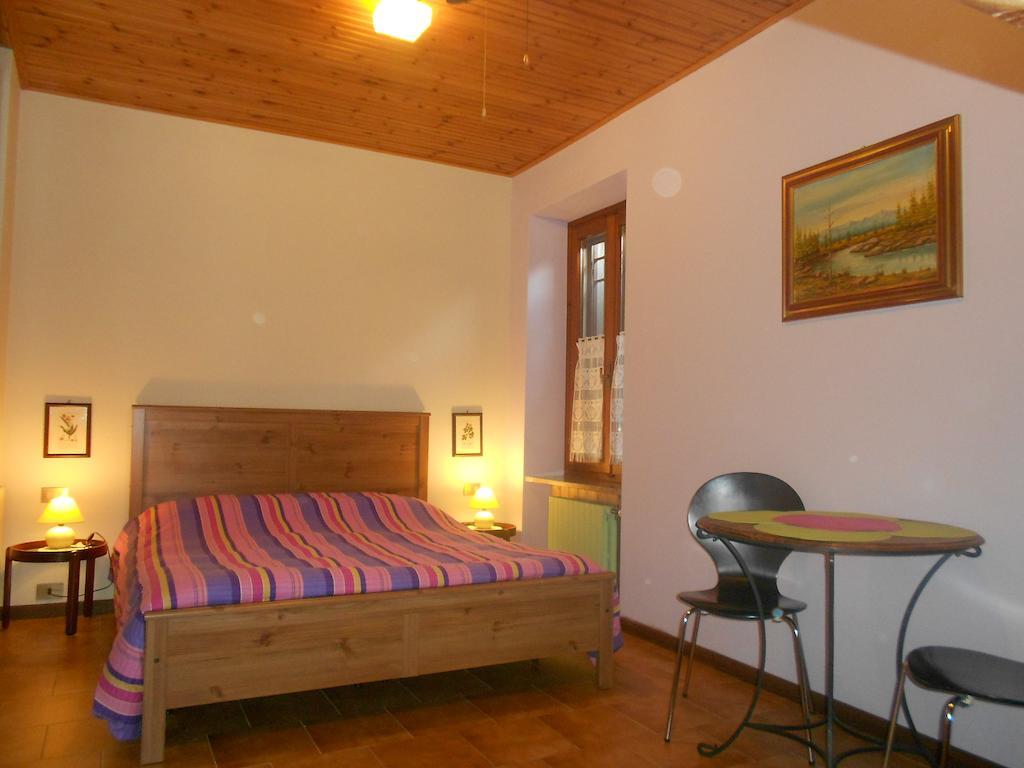 I Vigneti Bed & Breakfast Salionze Cameră foto
